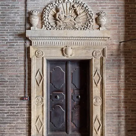 Castiglione1 *